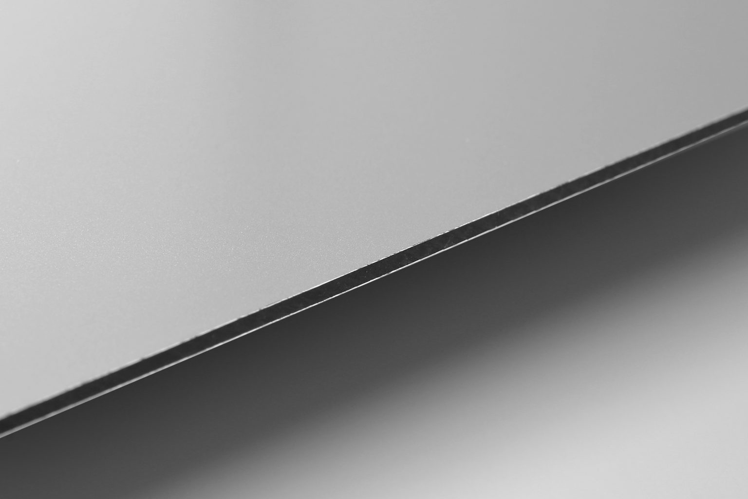 Aluminium composite mounting